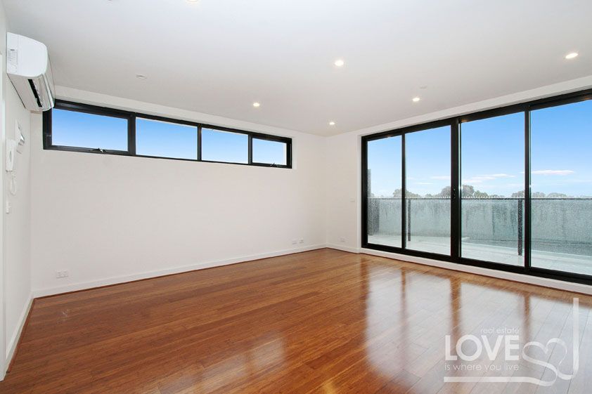 CONTEMPORARY AND CHIC - WELCOME TO 