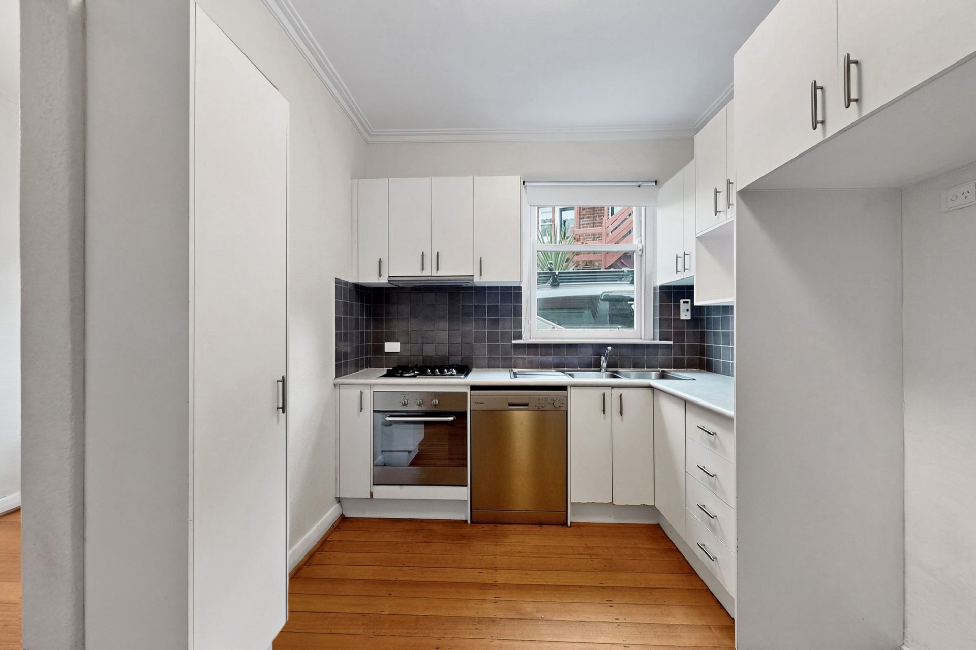 1/1A Kingsley Street, Elwood - Thumbnail 7