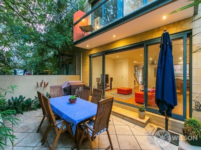 5 Neptune Place, St Kilda