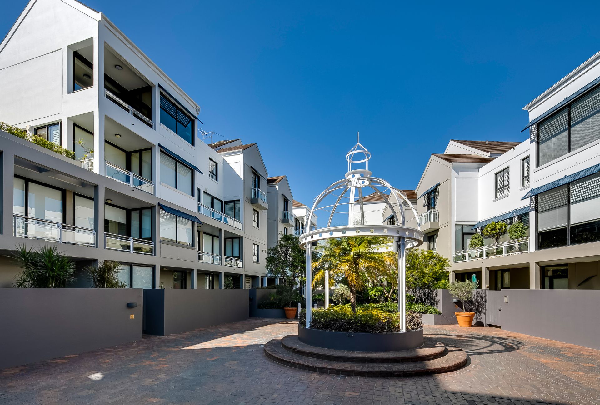 Real Estate For Lease 23/1 Kiara Close North Sydney , NSW