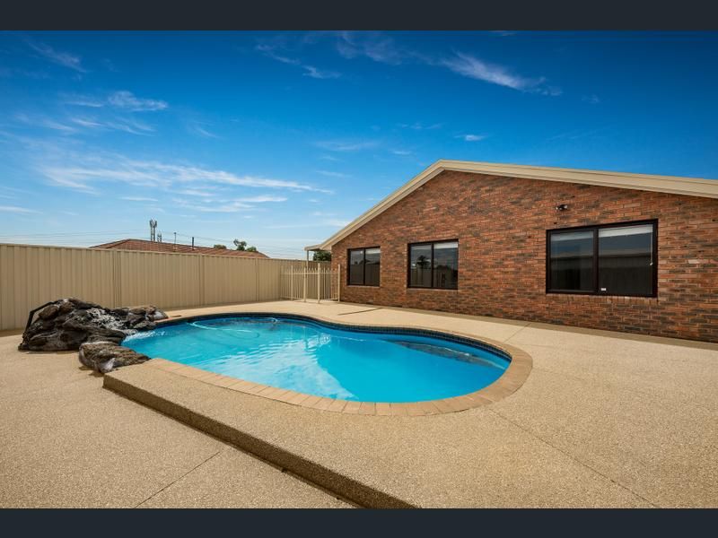 Picture Perfect! ***Pool Included***