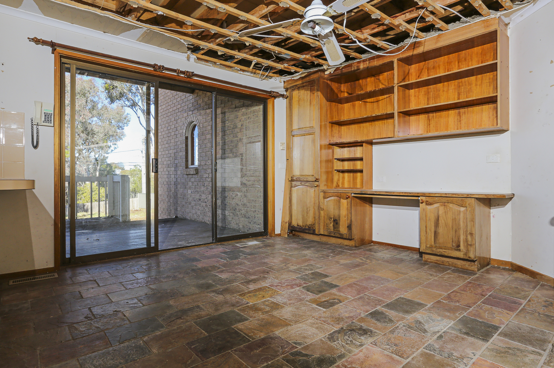 8 Desailly Crescent, Kambah - Thumbnail 4