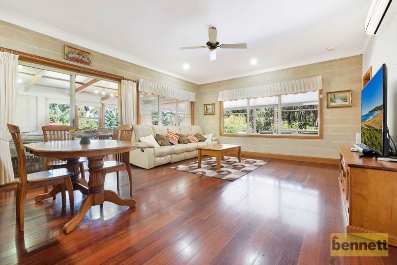 238 Lieutenant Bowen Drive, Bowen Mountain - Thumbnail 8