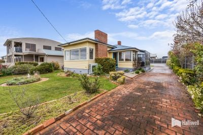 3
 
 
 
  
 
 
 1
 
 
 
  
 
 
 2
 
 
 
 
 
 
 
 35 George Street, Devonport TAS 7310, Devonport - Thumbnail 3