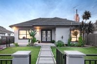 1/11 Dalgan Street, Oakleigh South VIC, Oakleigh South - Image 1