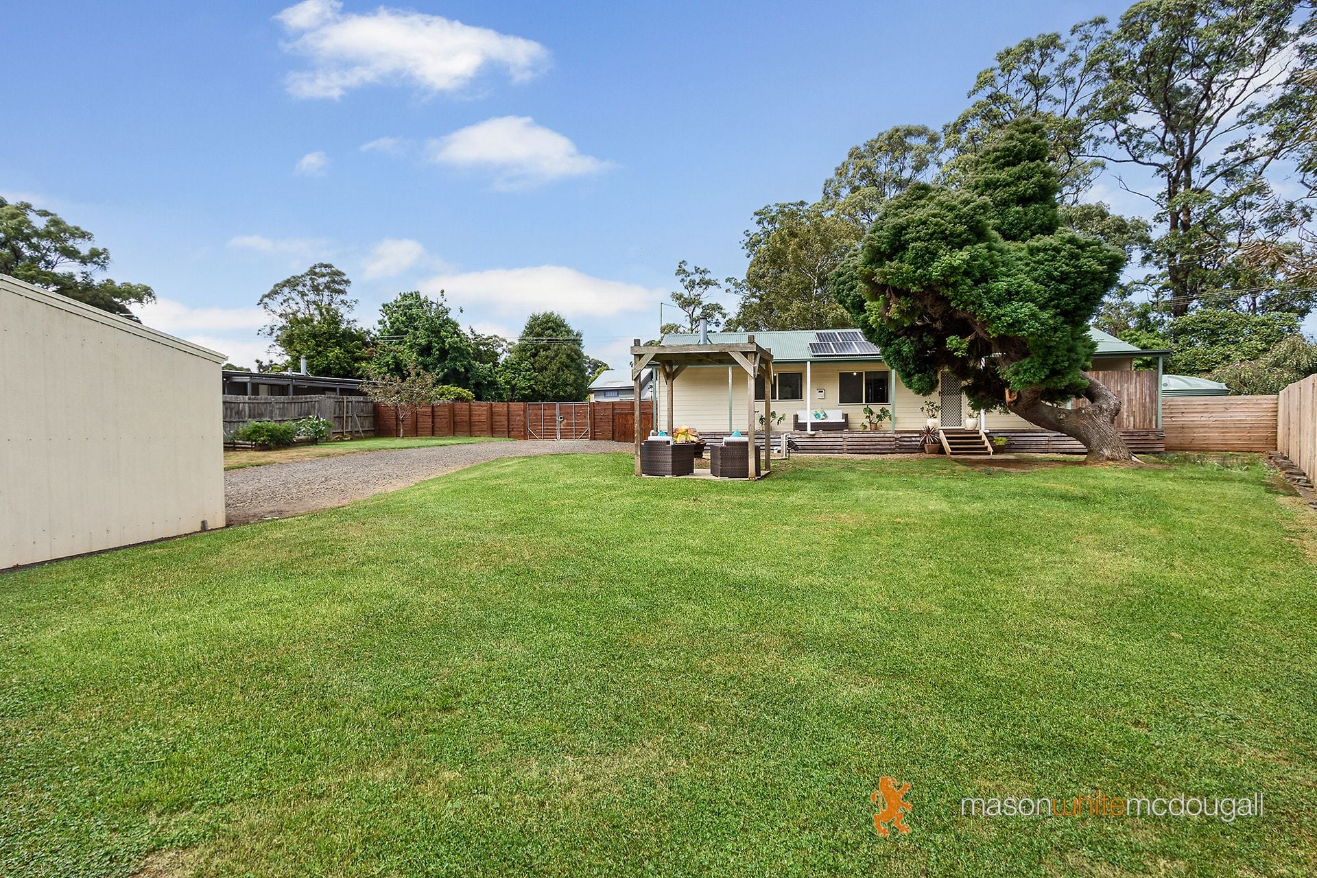 17 Victoria Road Kinglake VIC, Kinglake - Thumbnail 2