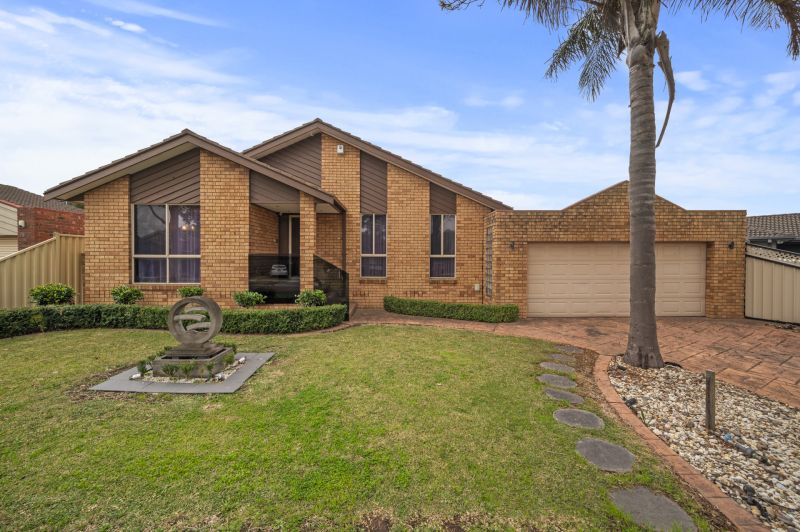 14 Gaze Court, Mill Park