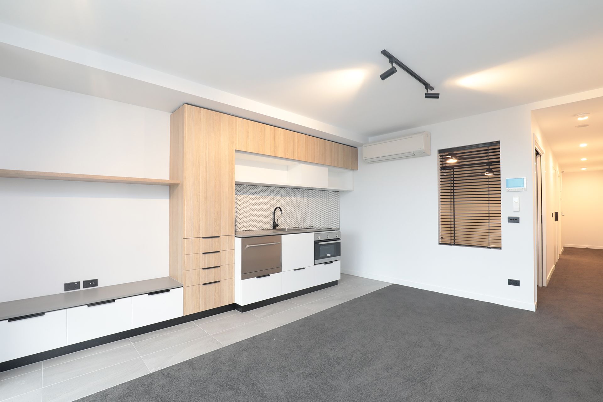 1/7 Bowling Green Street, Windsor - Thumbnail 2