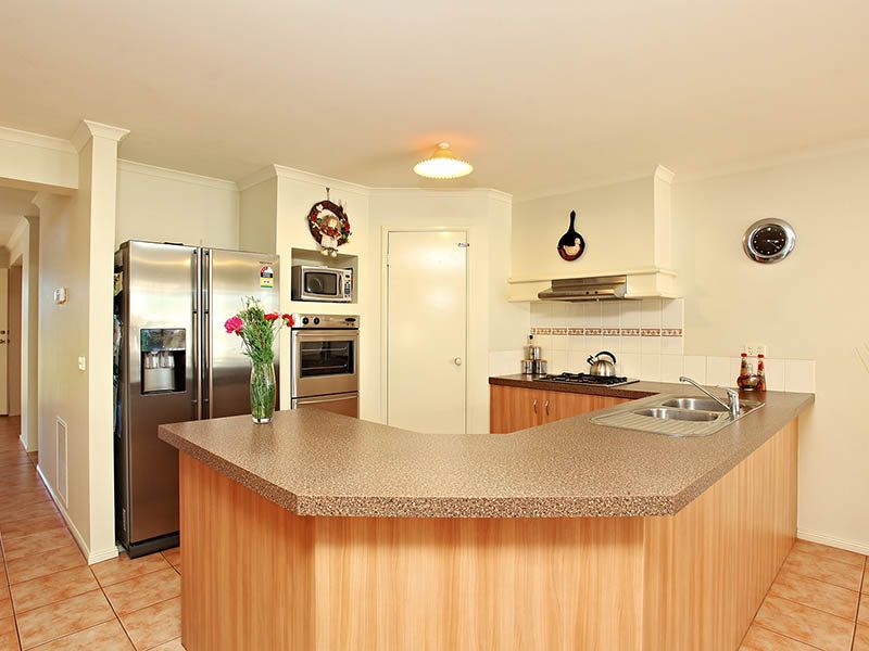 10 Woodbridge Place, Burnside - Thumbnail 4