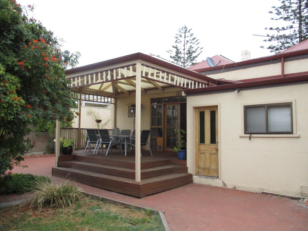 102 Esplanade Semaphore 5019
