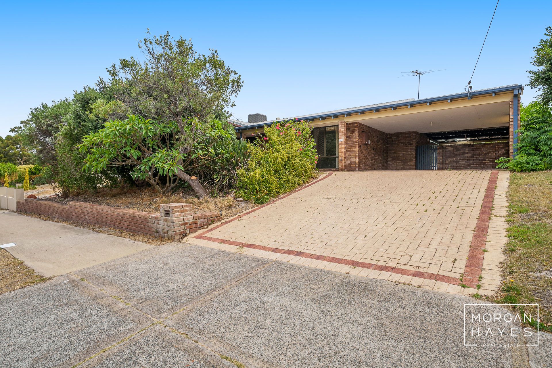 143 Gully Road, Willetton & Hayes Real Estate