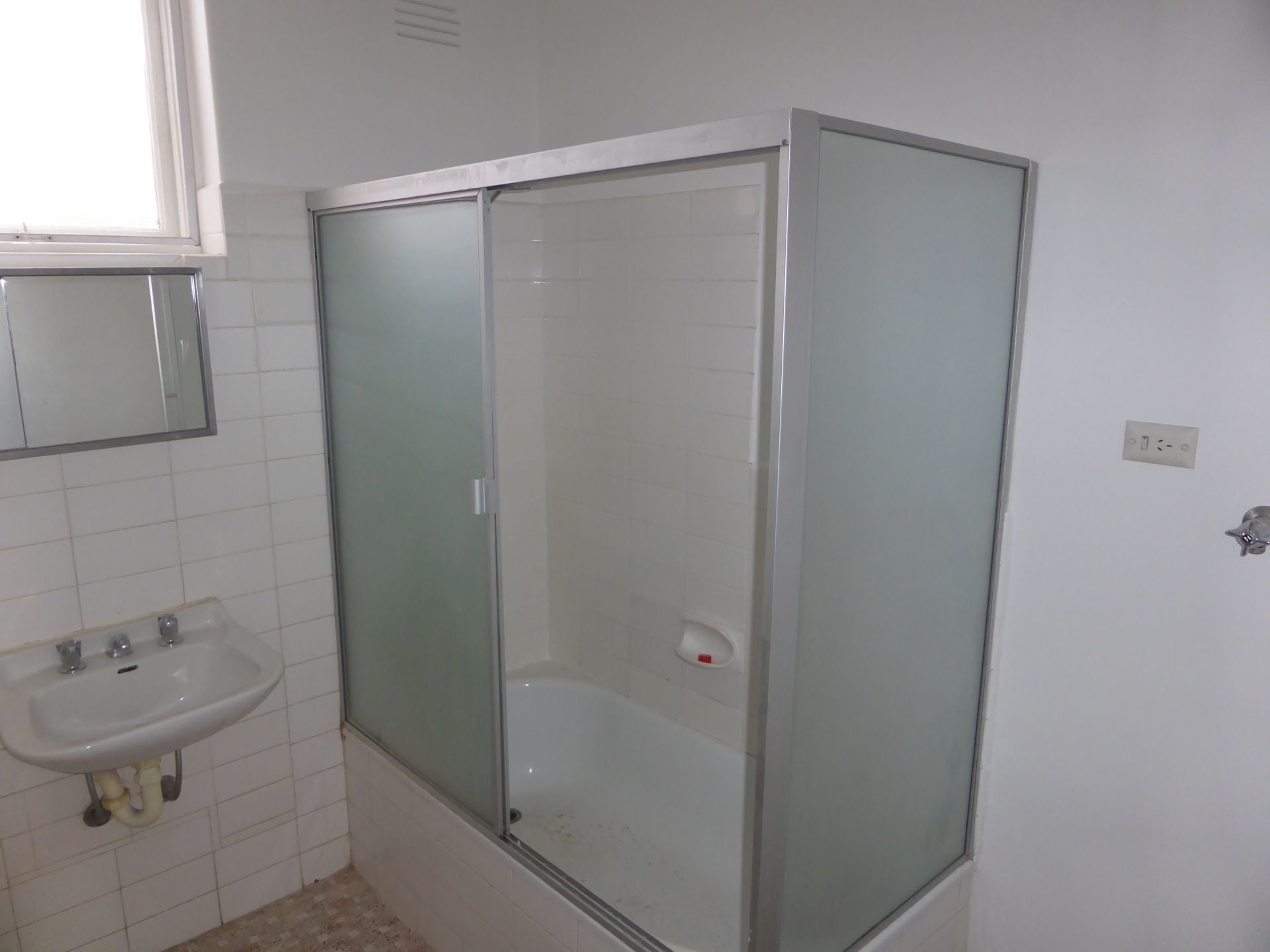 Refurbished Two Bedroom Treasure!