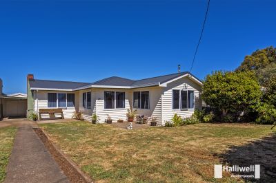 3
 
 
 
  
 
 
 1
 
 
 
  
 
 
 2
 
 
 
 
 
 
 
 24 Nixon Street, Devonport TAS 7310, Devonport - Thumbnail 3
