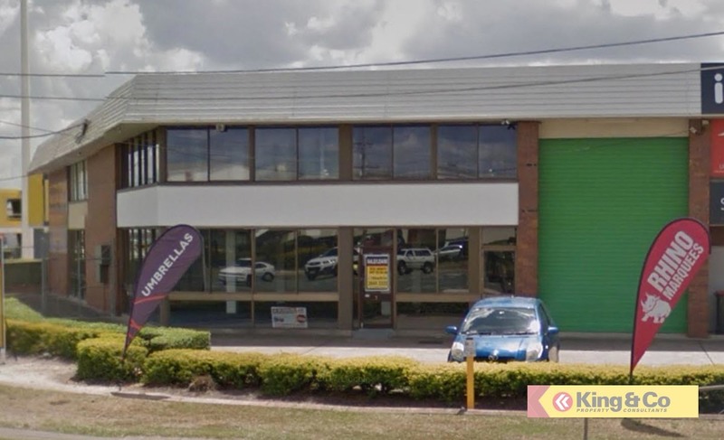 HUGE FRONTAGE TO MAIN ROAD!