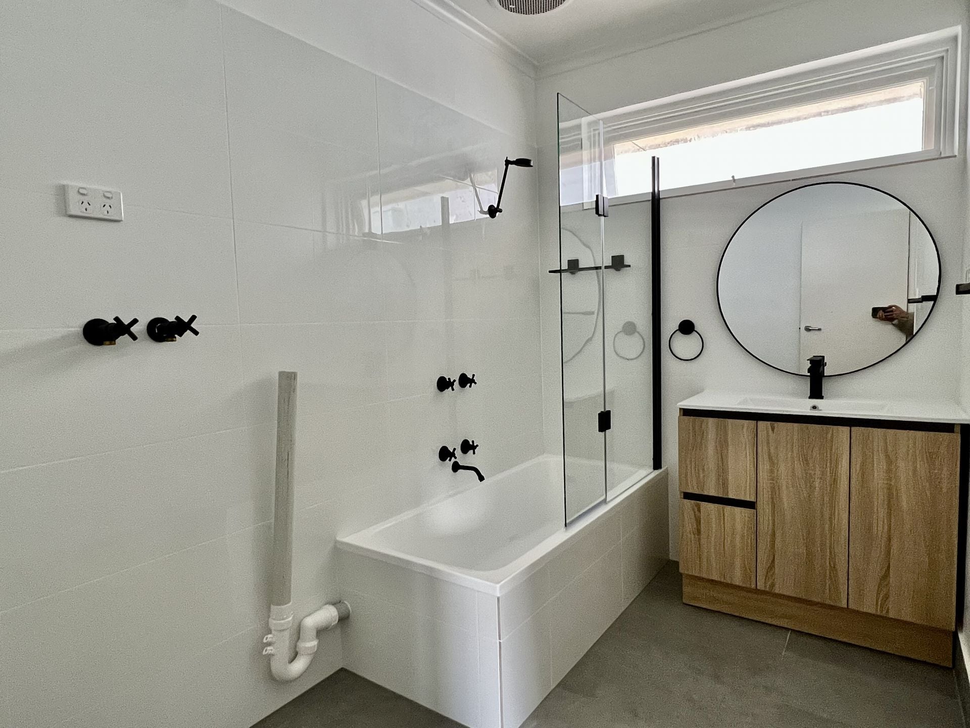 Spacious Two Bedroom Apartment!