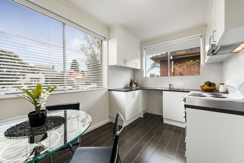 2/21 Martin Street, Thornbury