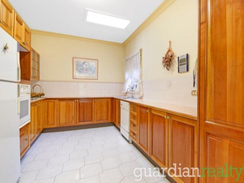 1/12 Martin Place, Dural - Thumbnail 4