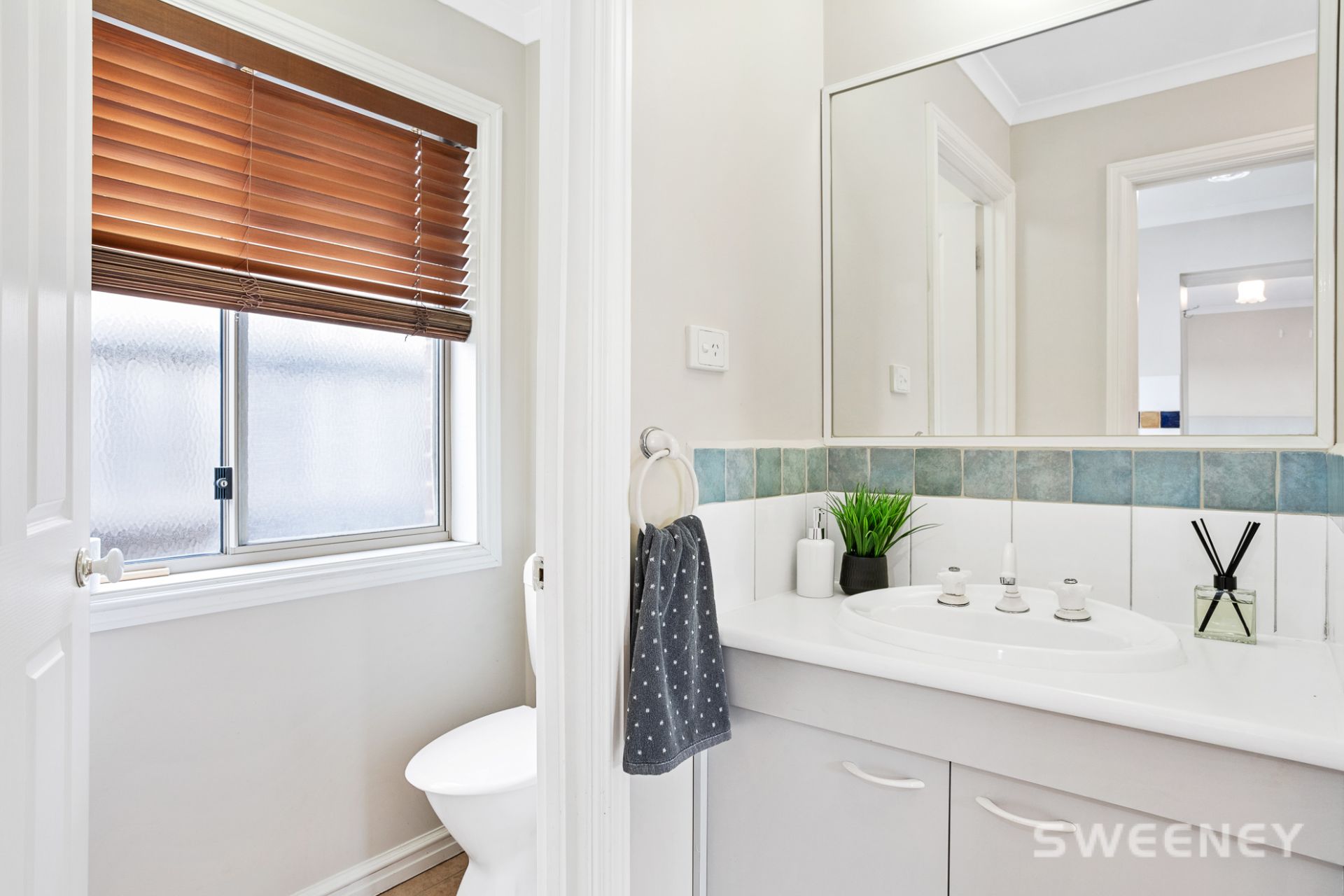 55a May Avenue, Altona Meadows - Thumbnail 5