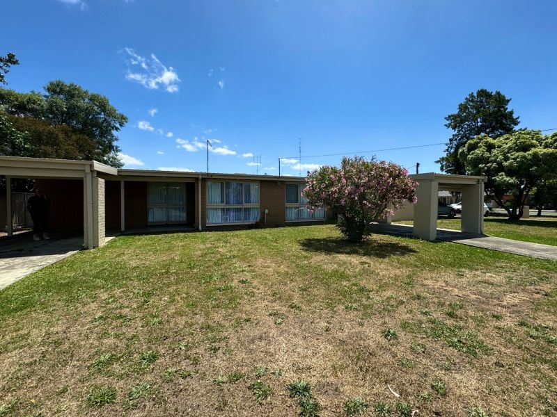 1,2,3/36 Longley Street, Alfredton, 2 - Thumbnail 3