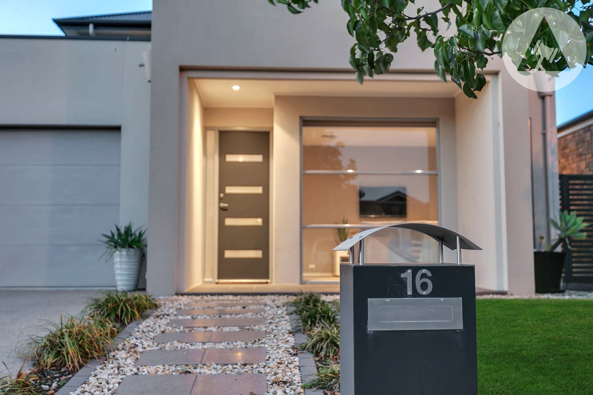 16 Rogerson Circuit, Craigburn Farm - Thumbnail 2