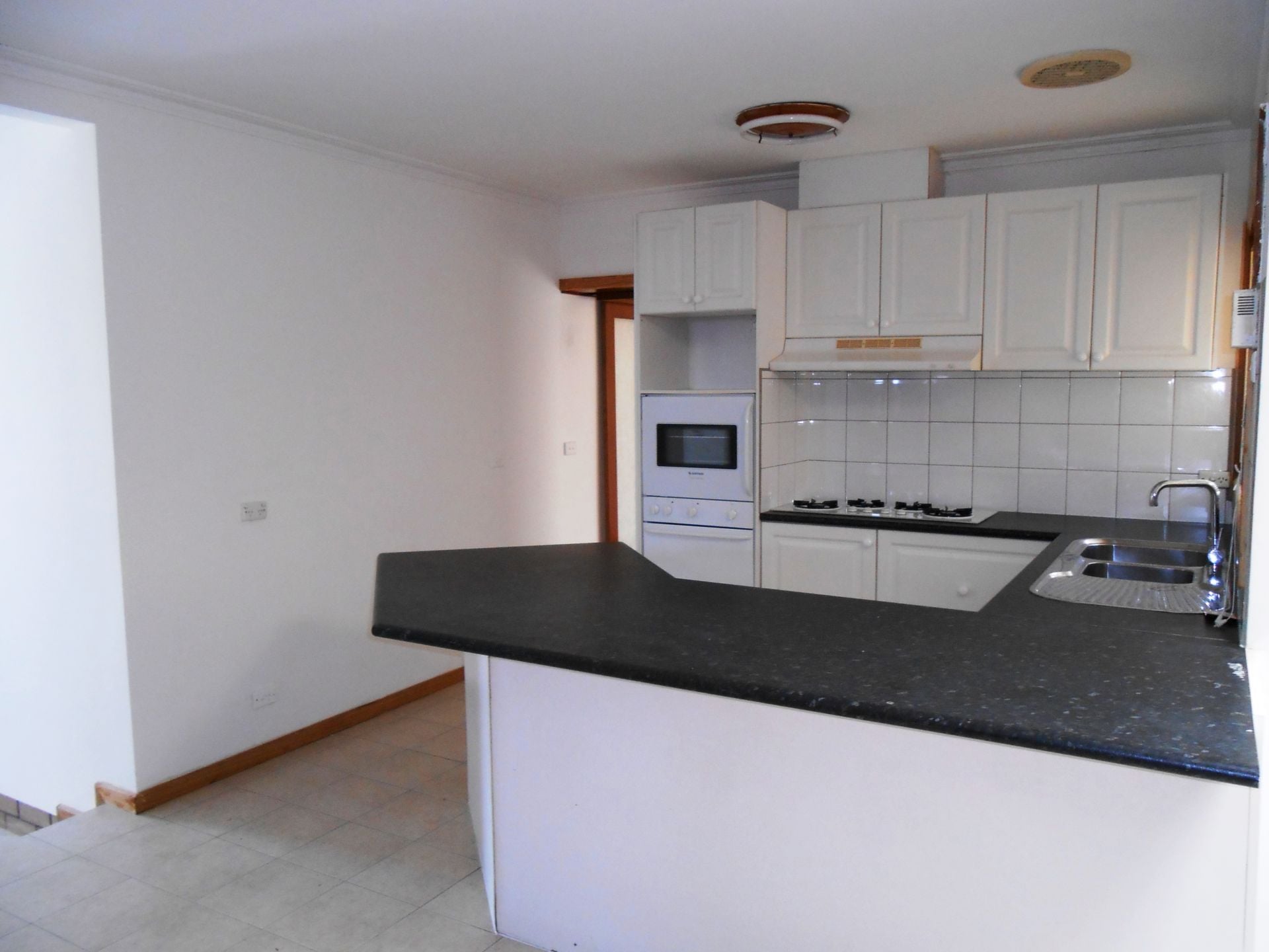 LARGE FAMILY HOME IN GREAT LOCATION   *Insp Thu 7th Jan @ 4:35pm*