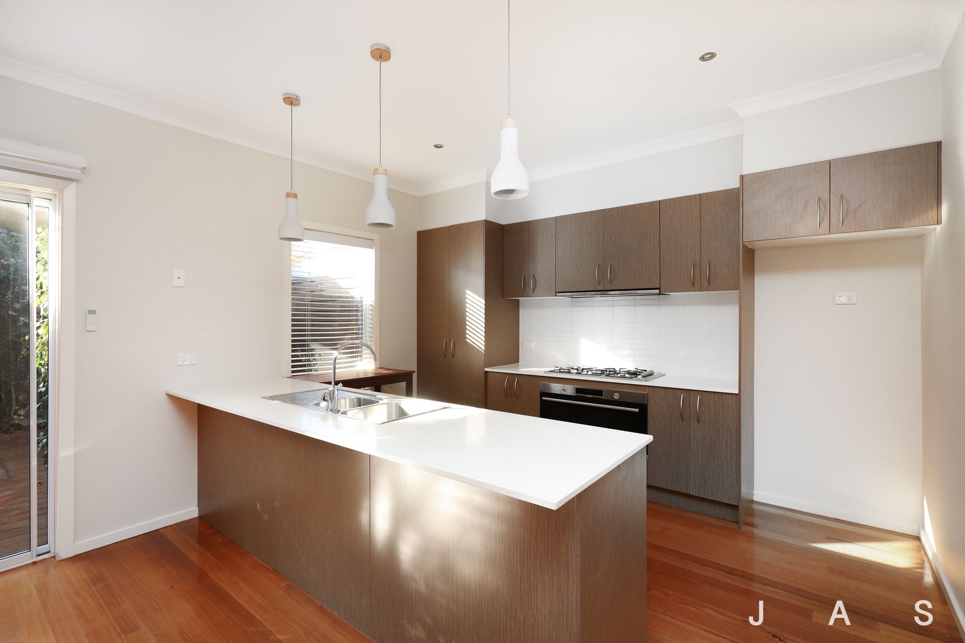 2/142 Woods Street Newport VIC, Newport - Thumbnail 6