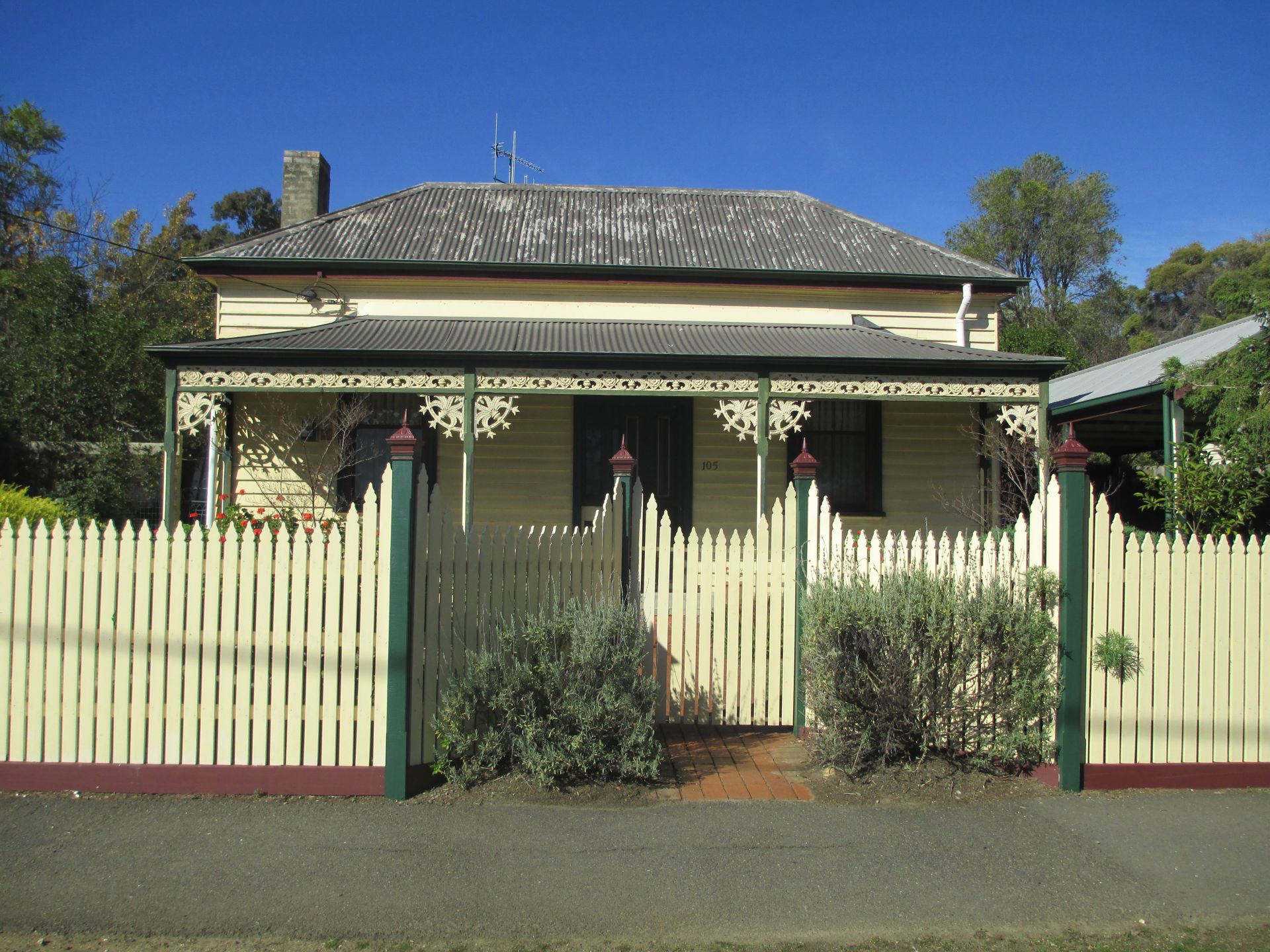 105 Gladstone Street, Bendigo DCK Real Estate