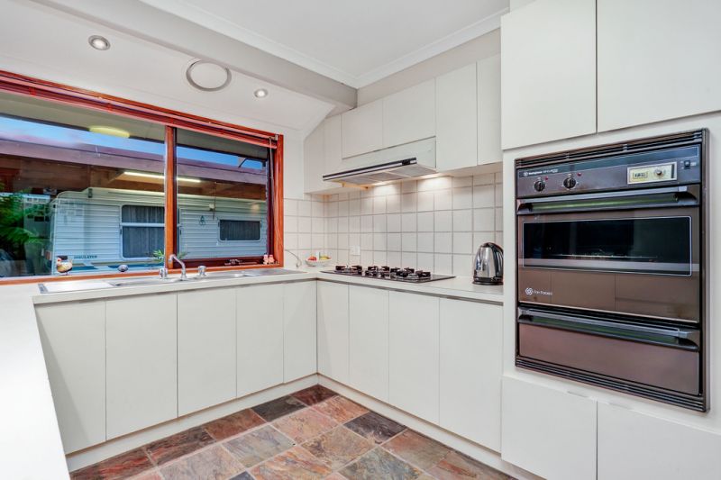 6 Pringle Place, Altona Meadows - Thumbnail 5