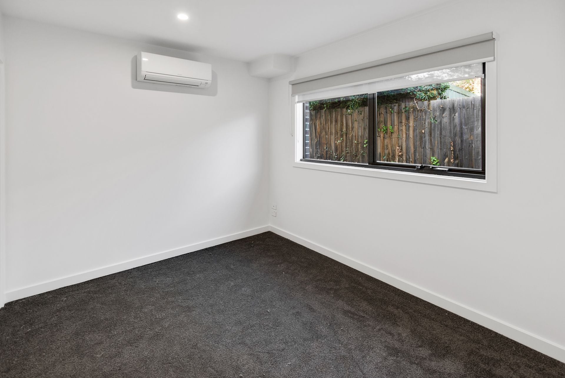 BRAND NEW TOWNHOUSES - 2 LEFT!