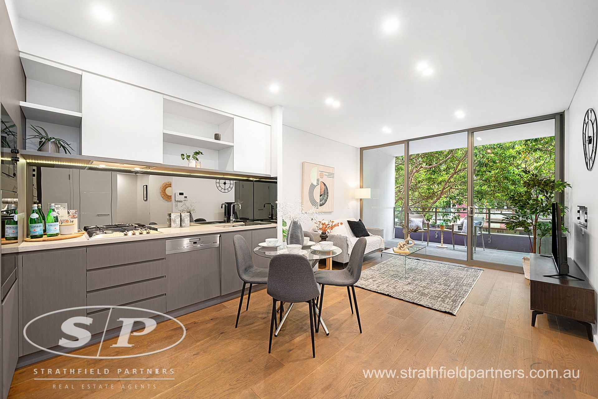 108/52 Alice Street, Newtown, Newtown - Thumbnail 2