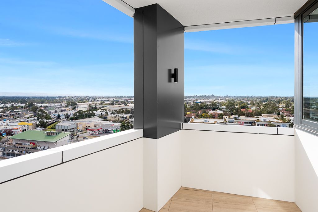 Sold - Signature Style with Breathtaking Panoramas