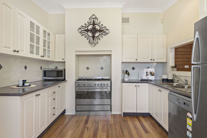 14 Darling Street, Balmain East