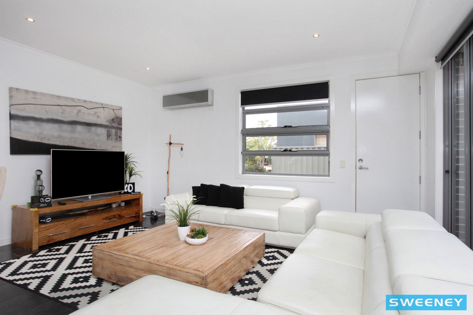 17A Viewbank Walk, Caroline Springs - Thumbnail 4