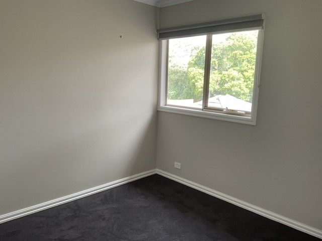 **Modern Townhouse and in a Fabulous Location**