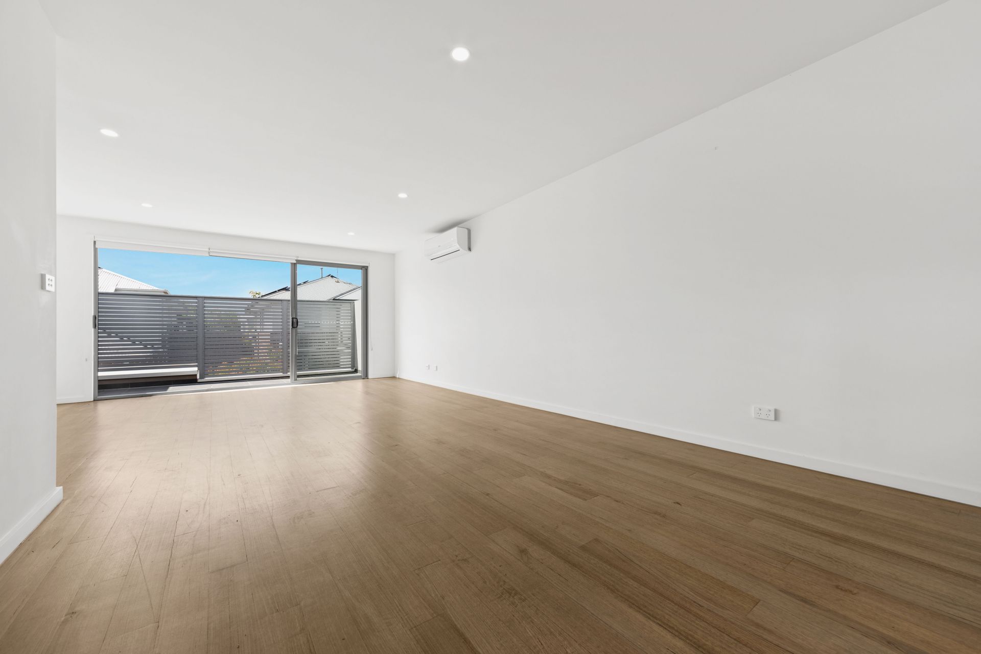 7/49 Rosamond Road, Maidstone - Thumbnail 2
