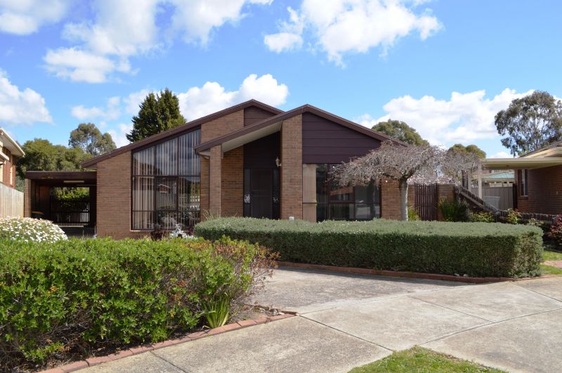4 Heroic Court, Mill Park