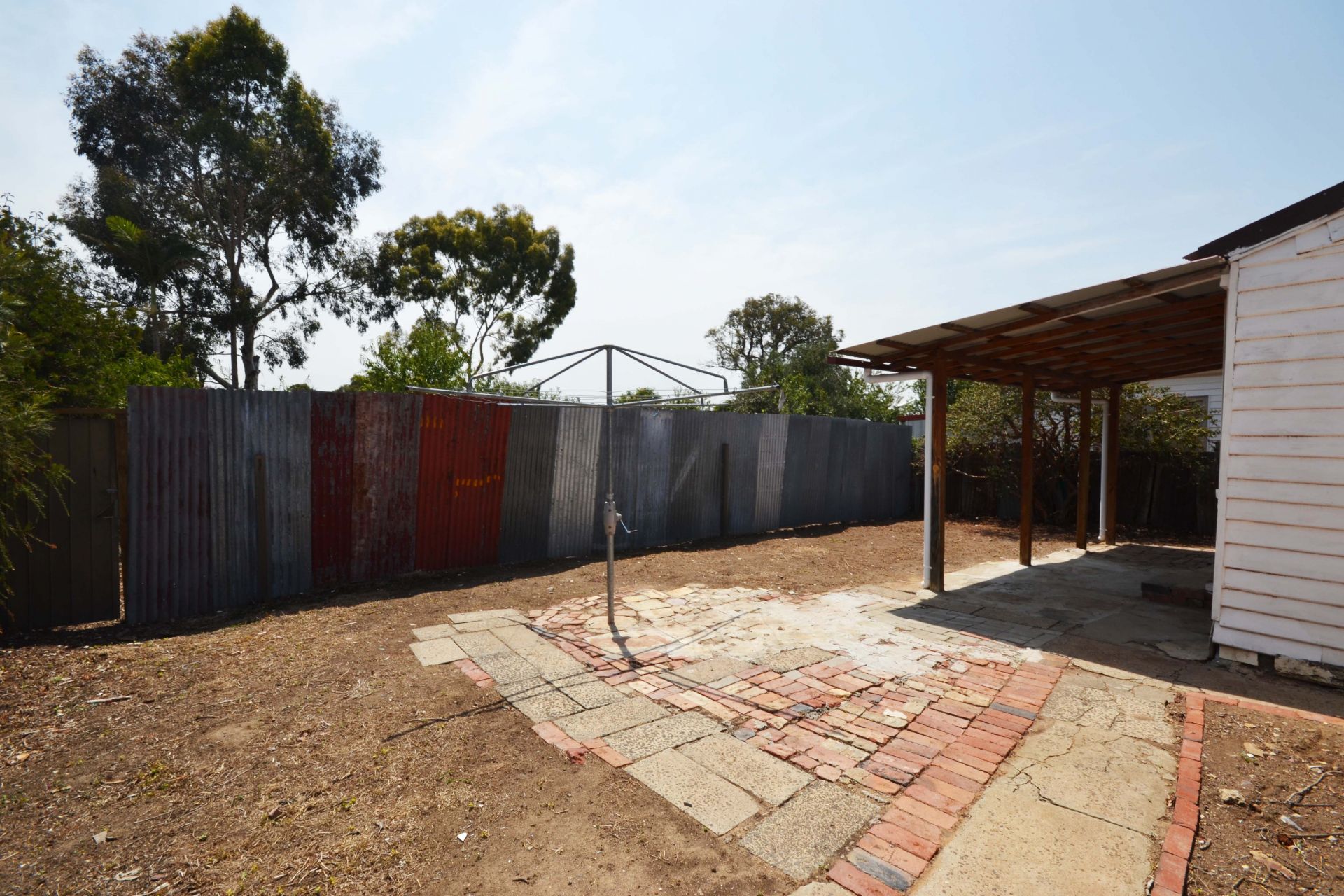 PERFECTLY LOCATED THREE BEDROOM HOME