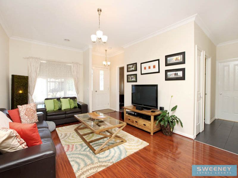 27 Asthima Way, Caroline Springs - Thumbnail 5