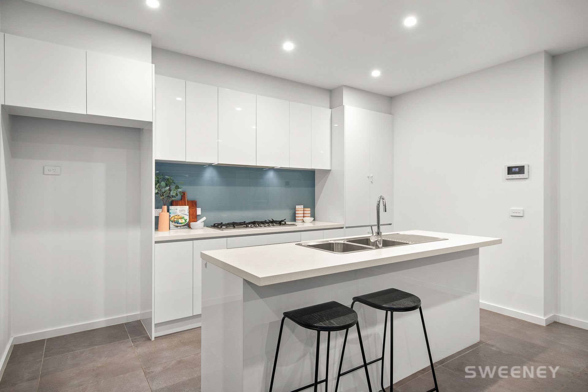 2/6 Stapley Crescent, Altona North - Thumbnail 4
