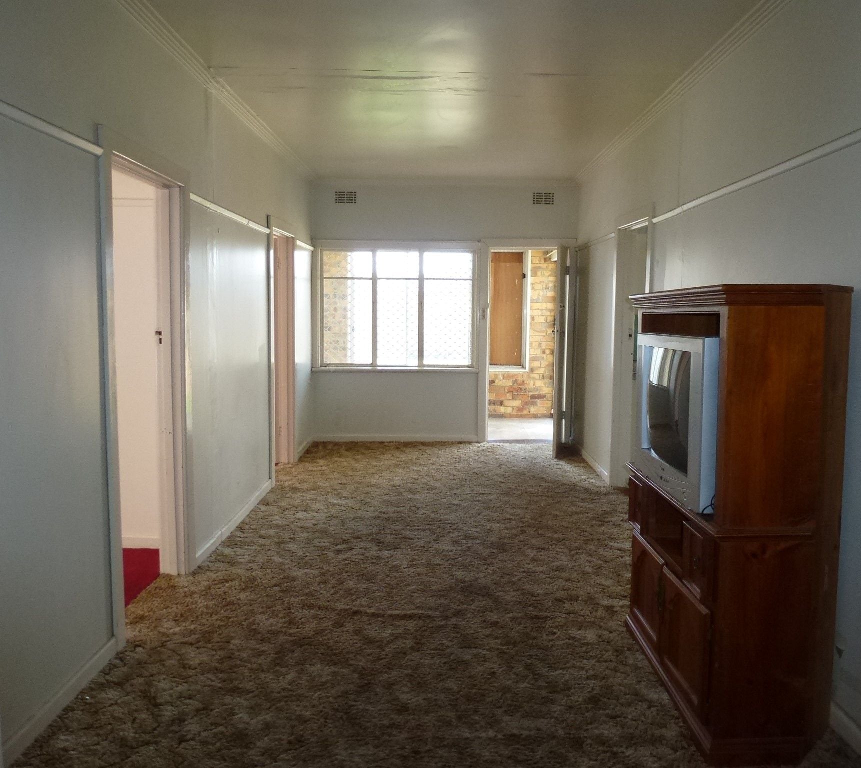FAMILY HOME IN A PERFECT LOCATION!