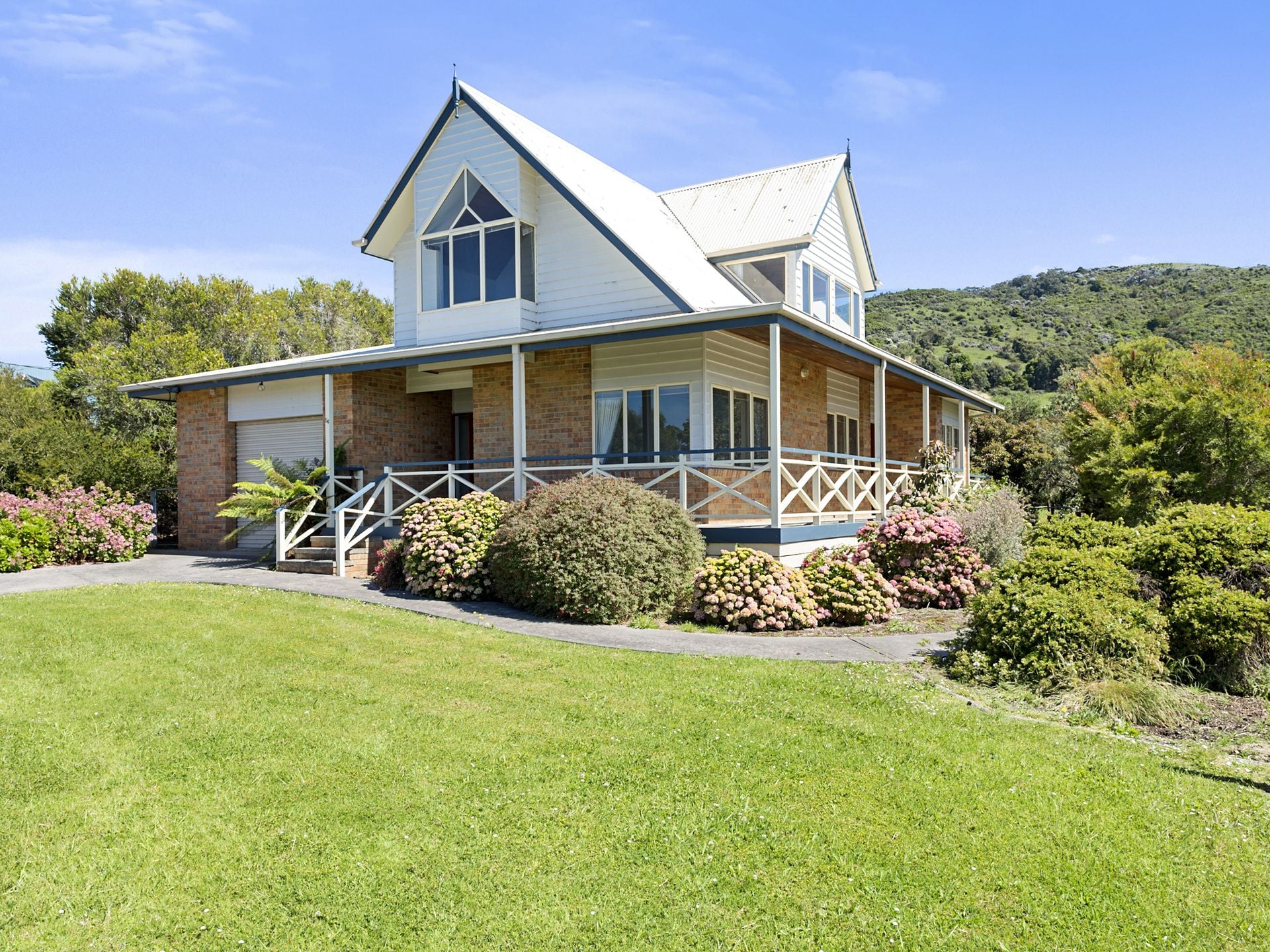 54 Cawood Street, Apollo Bay - Thumbnail 2