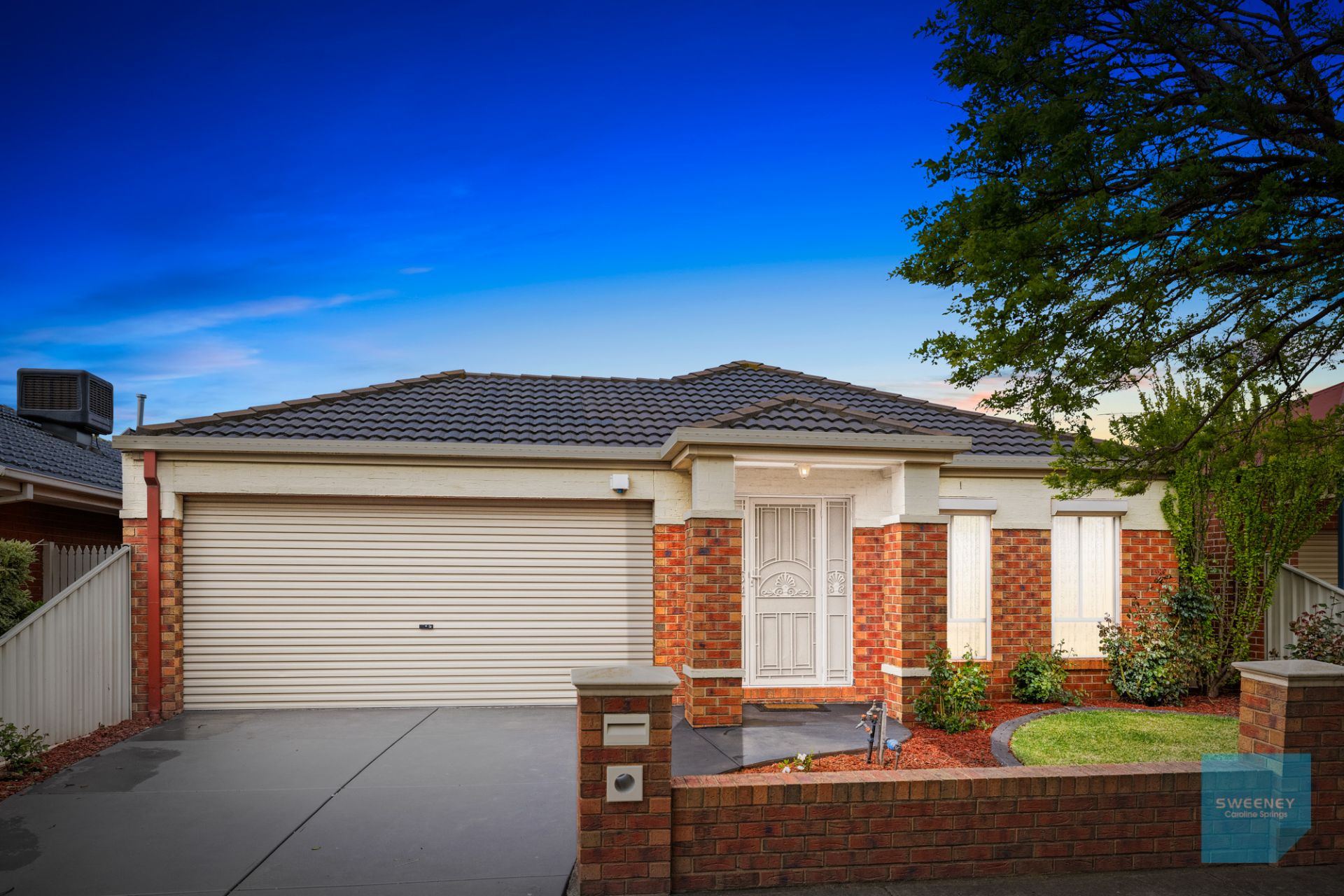3 Caddick Gardens, Caroline Springs - Thumbnail 2