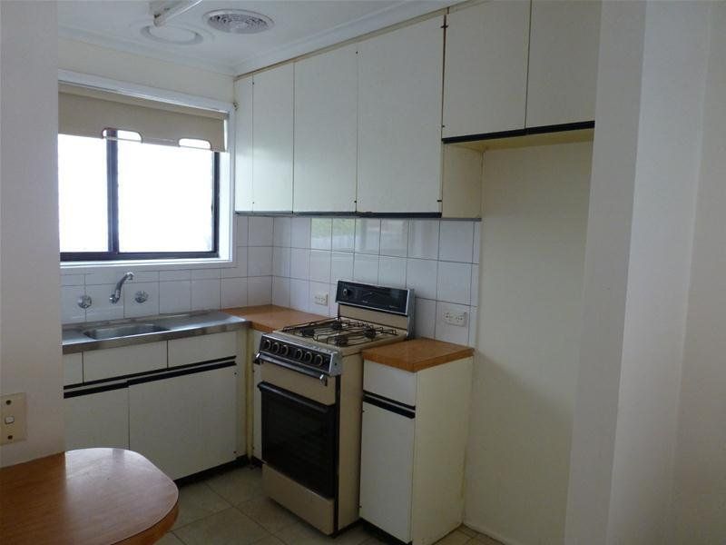 Neat and Tidy in a Great Location!