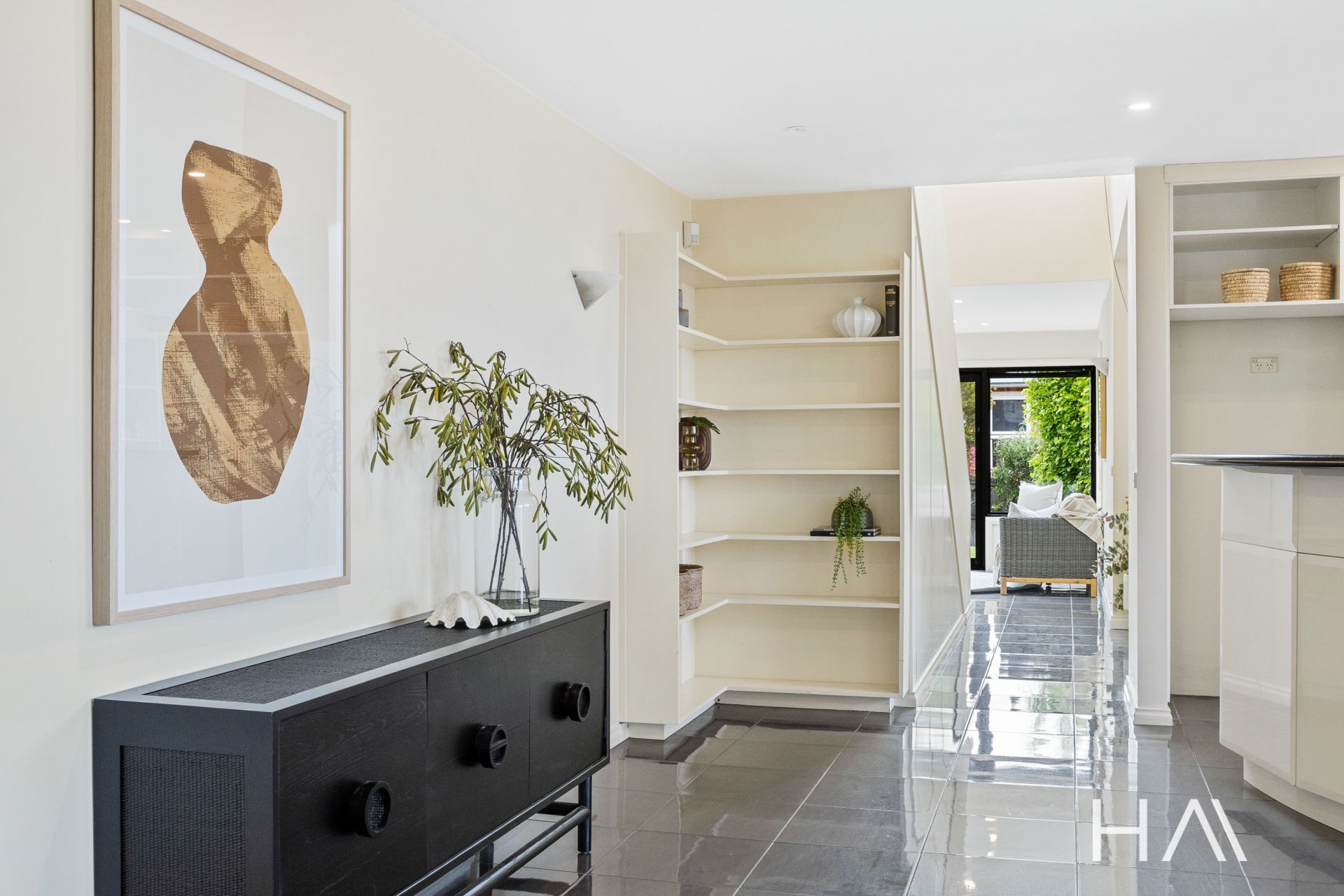 14 Fehre Court Sandy Bay, Sandy Bay - Thumbnail 6