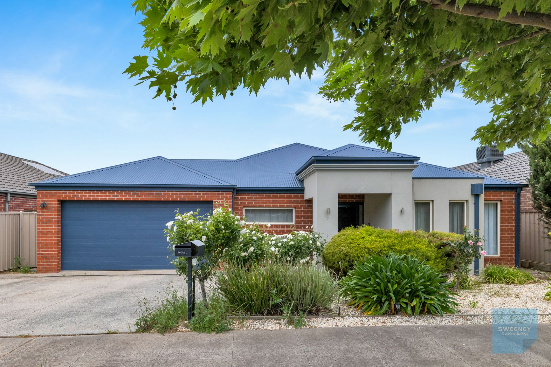 7 Lancefield Drive, Caroline Springs - Thumbnail 2