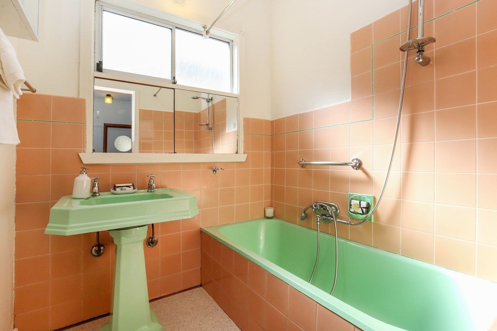 THREE BEDROOM DELIGHT