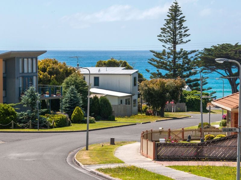 6b Joyce Street, Apollo Bay - Thumbnail 6