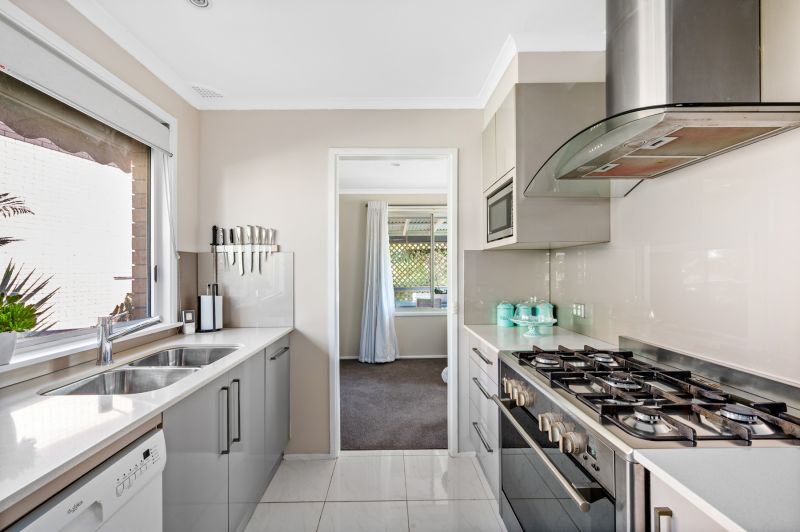 28 Baroonba Street, Whitebridge - Thumbnail 4