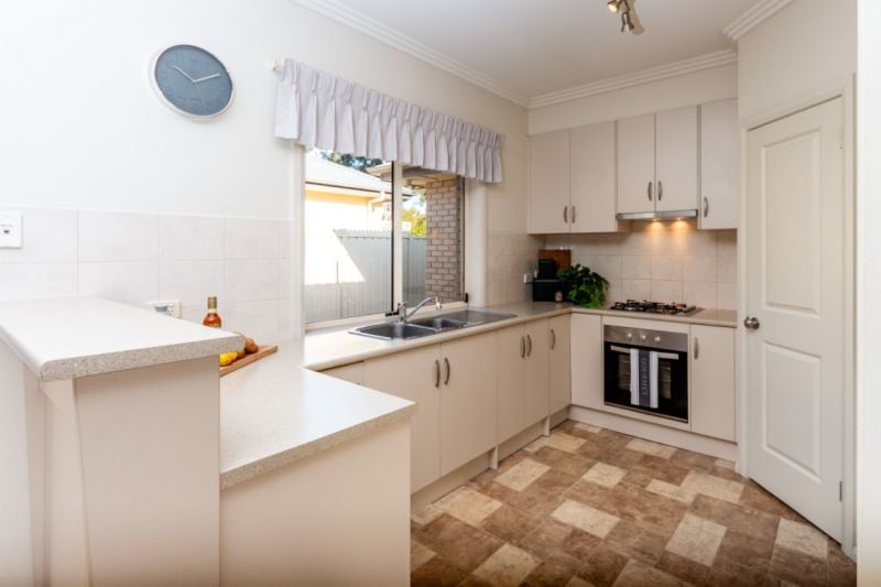 45 Johnstone Road, Oaklands Park - Thumbnail 8