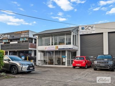 REFURBISHED OFFICE, PLENTY OF CAR PARKS!